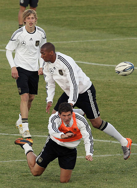 韩国甚至伊 韩国甚至伊